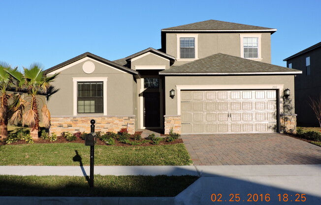 4BD/4BA Beautiful Home in Alexander Ridge