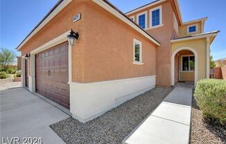 4 beds, 3 baths, $2,695