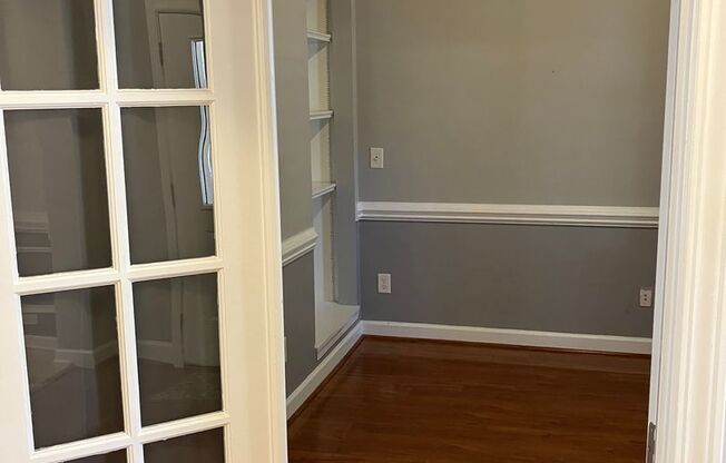 Westmoreland 3 bed, 2.5 bath