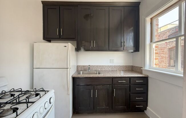Studio, 1 bath, 325 sqft, $1,424, Unit I501