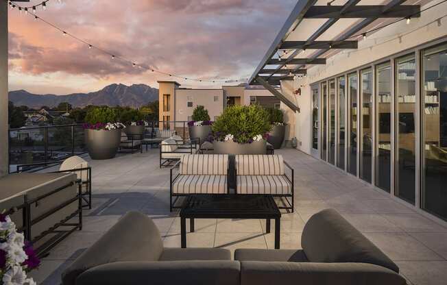 Rooftop Lounge Area at Parc View Apartments and Townhomes Midvale, UT 84047