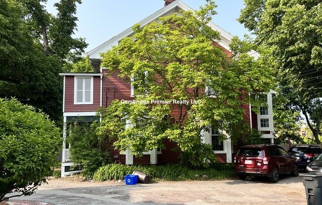10 Willow Ct.