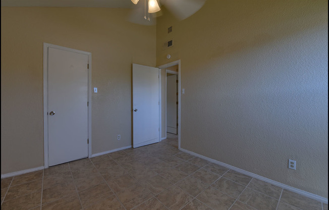 3 beds, 2 baths, $1,685