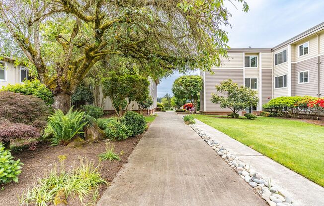 1 bed, 1 bath, 470 sqft, $1,525