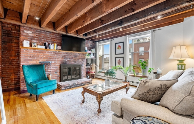 130 FULTON ST