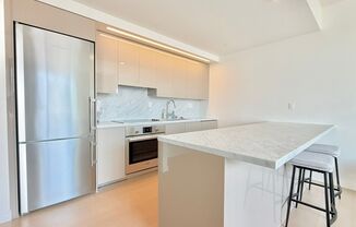 2 beds, 2 baths, $4,295, Unit UNIT 2004