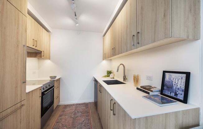 2 beds, 2 baths, $6,500, Unit PH118