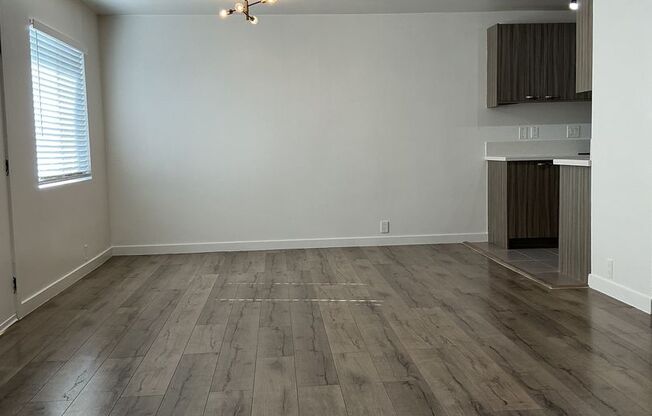 7347 Haskell Ave.