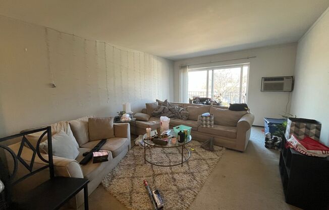 1 bed, 1 bath, $1,025, Unit 211