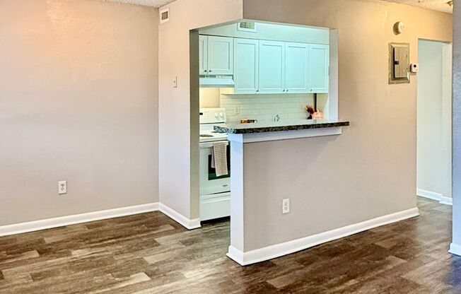 1 bed, 1 bath, 600 sqft, $1,049, Unit 3729-05