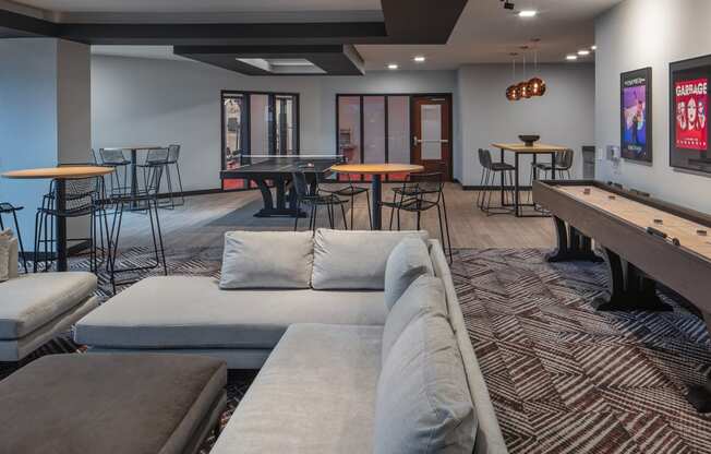 The West Edge Lounge