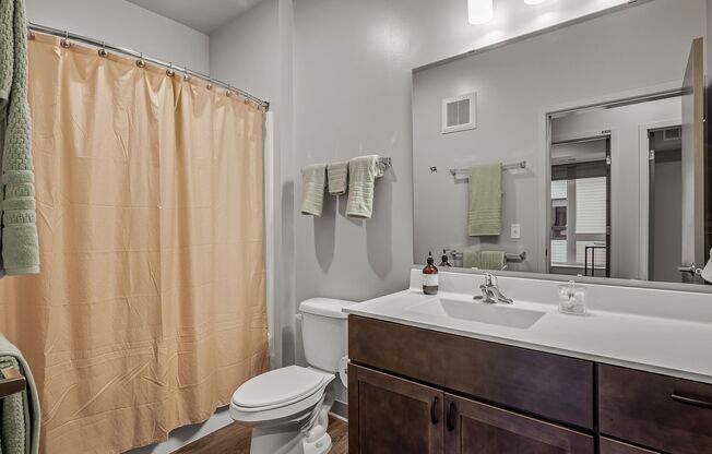 3 beds, 2 baths, 1,137 sqft, $2,520, Unit 314