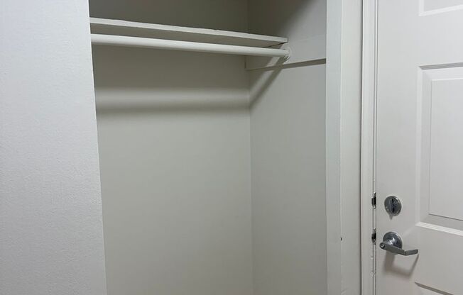 1 bed, 1 bath, 778 sqft, $1,600, Unit 211