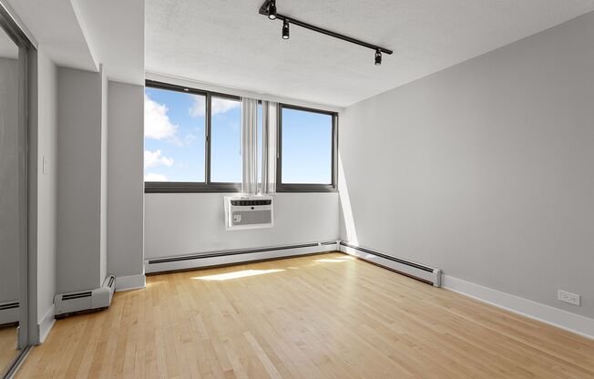 3 beds, 1.5 baths, 1,001 sqft, $3,400, Unit 28K