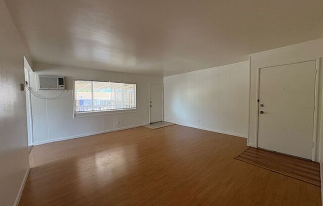 La Mar 4-Plex (25280) (DD)