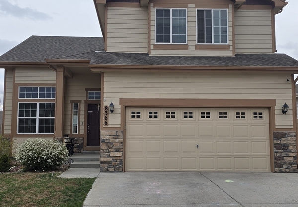 8366 HARDWOOD CIR
