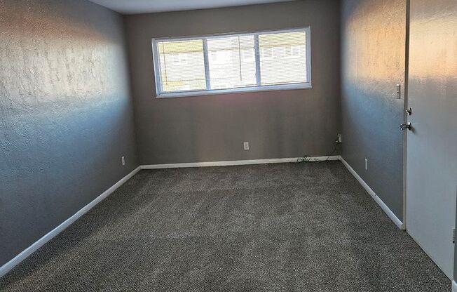 2 beds, 1 bath, 750 sqft, $1,070, Unit B01 1008 17