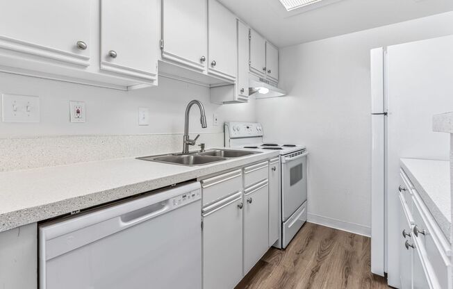 1 bed, 1 bath, 570 sqft, $1,425, Unit 1006-203