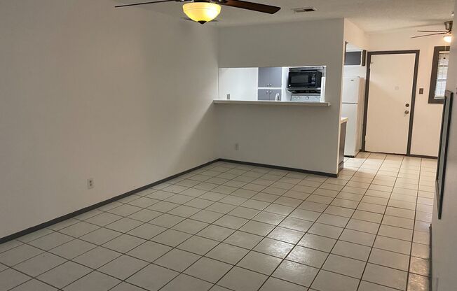 2 beds, 1 bath, $1,350