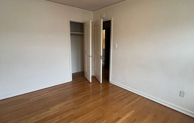 1 bed, 1 bath, 700 sqft, $1,695, Unit C302