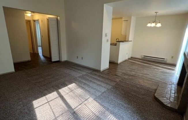 1 bed, 1 bath, 800 sqft, $1,625, Unit 1332