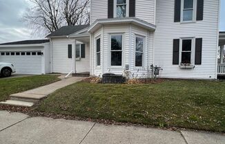 3 beds, 2 baths, $1,795