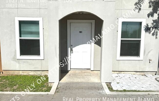 1627 N NAVIDAD ST