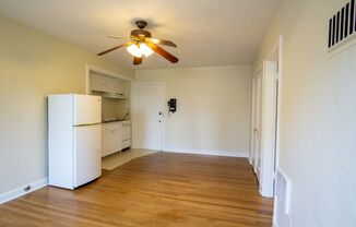 Studio, 1 bath, $1,125, Unit 108