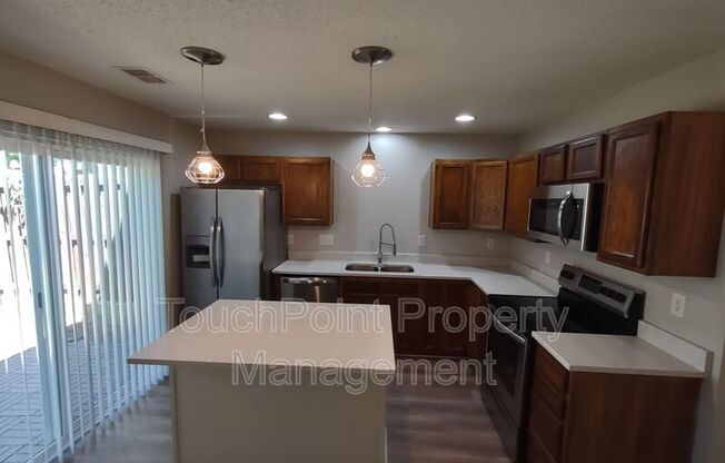 1857 BIRCH HTS CT