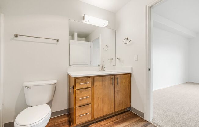 1 bed, 1 bath, 662 sqft, $1,425, Unit 419