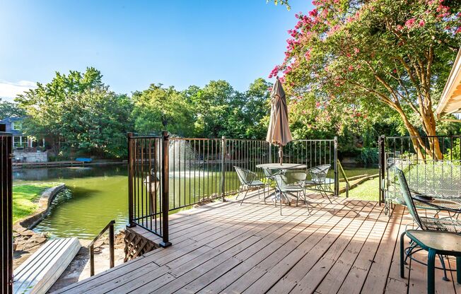 Lakewood Retreat with Stunning Blue Fair Lake Views