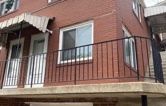 *Recently Updated 1BD/1BA Apartment Available in Brentwood*