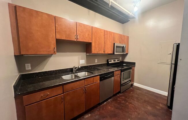 2 beds, 1 bath, 845 sqft, $1,325, Unit 3D