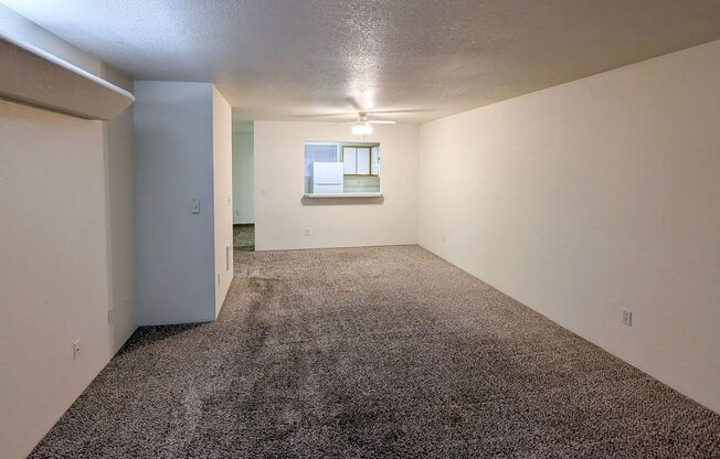 North Salem Apartment Complex With Washer/Dryer! ~ Camelot