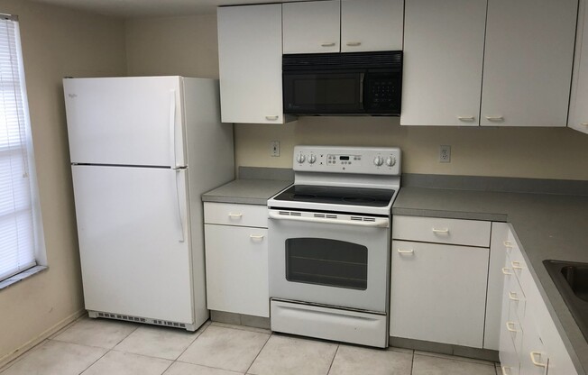 2 beds, 2 baths, 1,126 sqft, $1,550, Unit 1503 SE 24th Ave