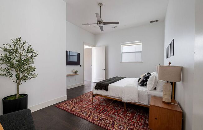1 bed, 1 bath, $1,749, Unit 512