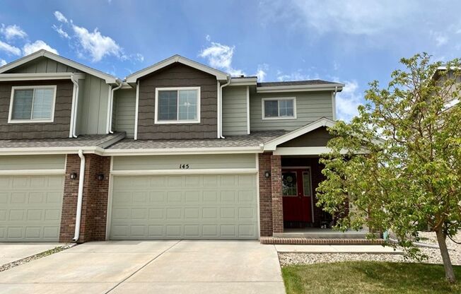 Expansive Newer Construction Townhome!