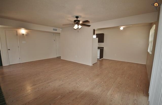 Spacious Newly Remodeled 3 Bed! Sandia School District!