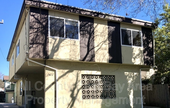 1411 PARKER ST