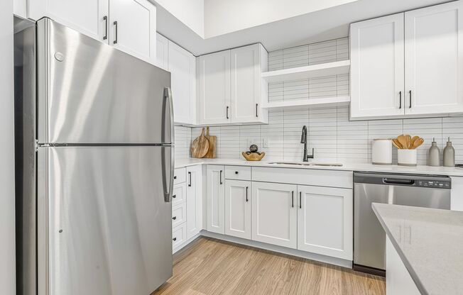 1 bed, 1 bath, 722 sqft, $1,475, Unit 1-208