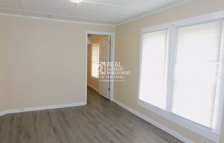 1 bed, 1 bath, $725, Unit 715-B Sevier St.