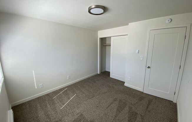 2 beds, 1 bath, 850 sqft, $1,395, Unit 301