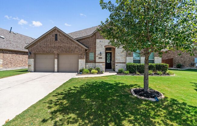 Incredible 4-Bedroom Home in Liberty Hill for Lease