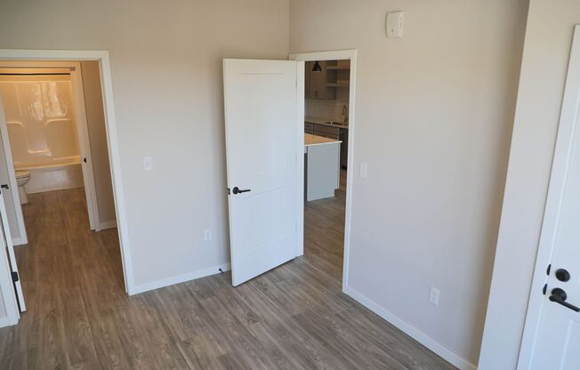 1 bed, 1 bath, 681 sqft, $1,500, Unit 212
