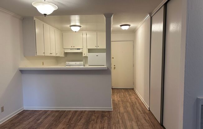 1 bed, 1 bath, 672 sqft, $2,295, Unit 303