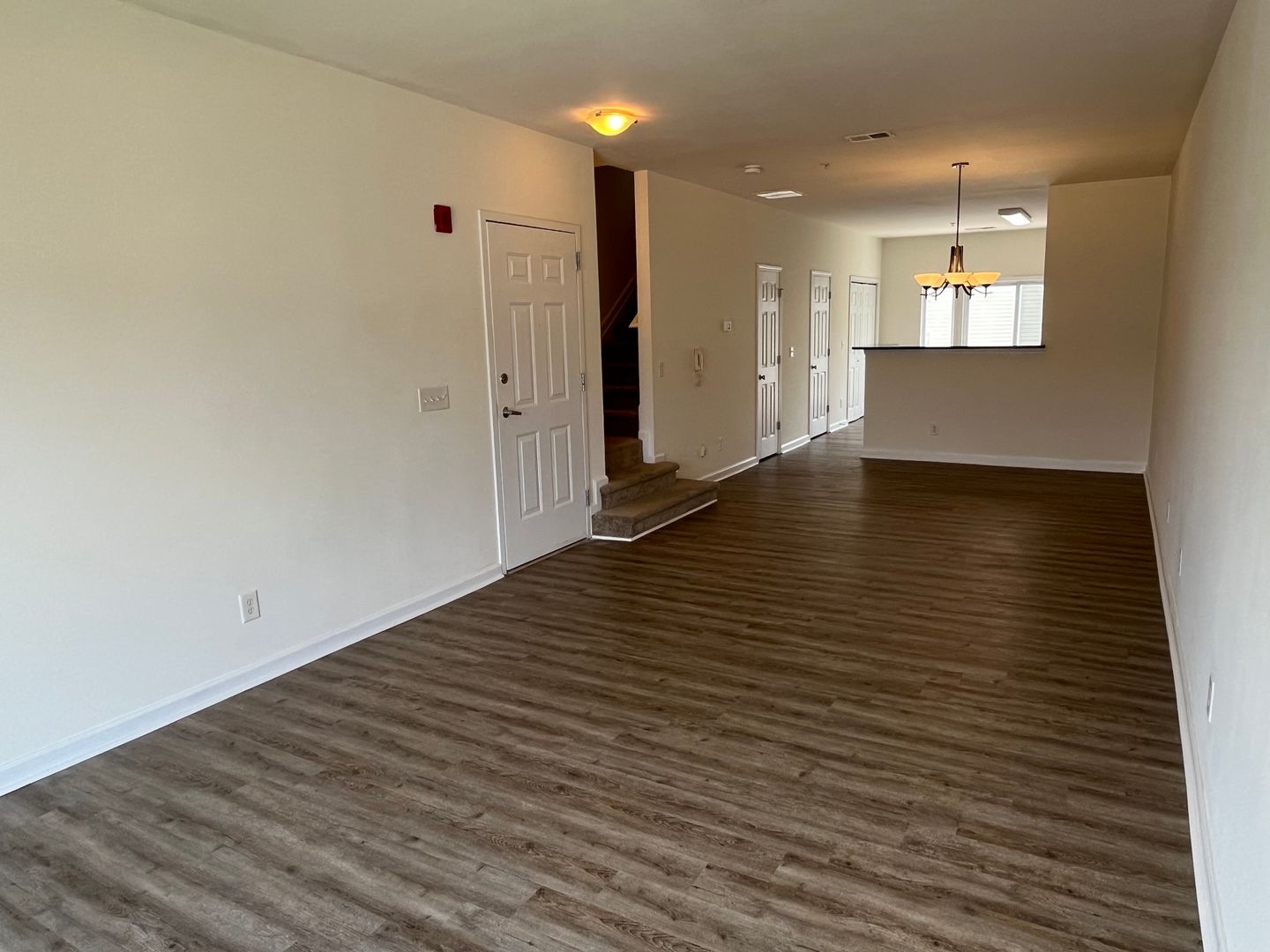 Great 2 Bed Condo in NODA with 1 Car Garage