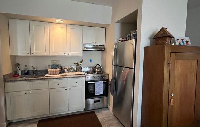 1 bed, 1 bath, 500 sqft, $1,350, Unit 402