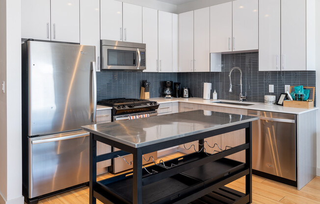 1 bed, 1 bath, 856 sqft, $3,750, Unit 345