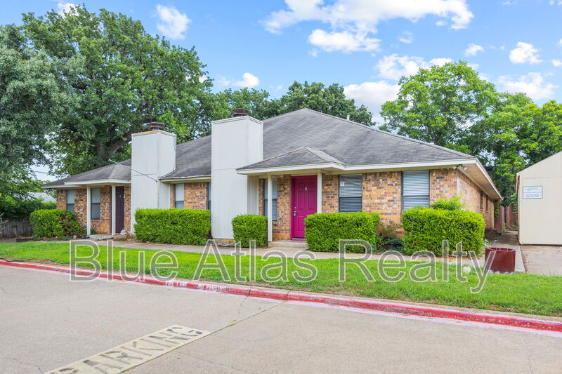 916 Hilltop Dr.