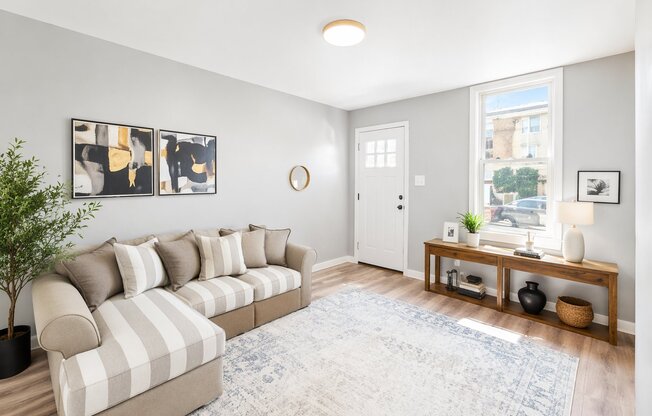 363 44 ST